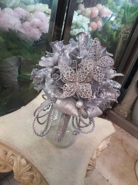 銀色水晶花捧花作品